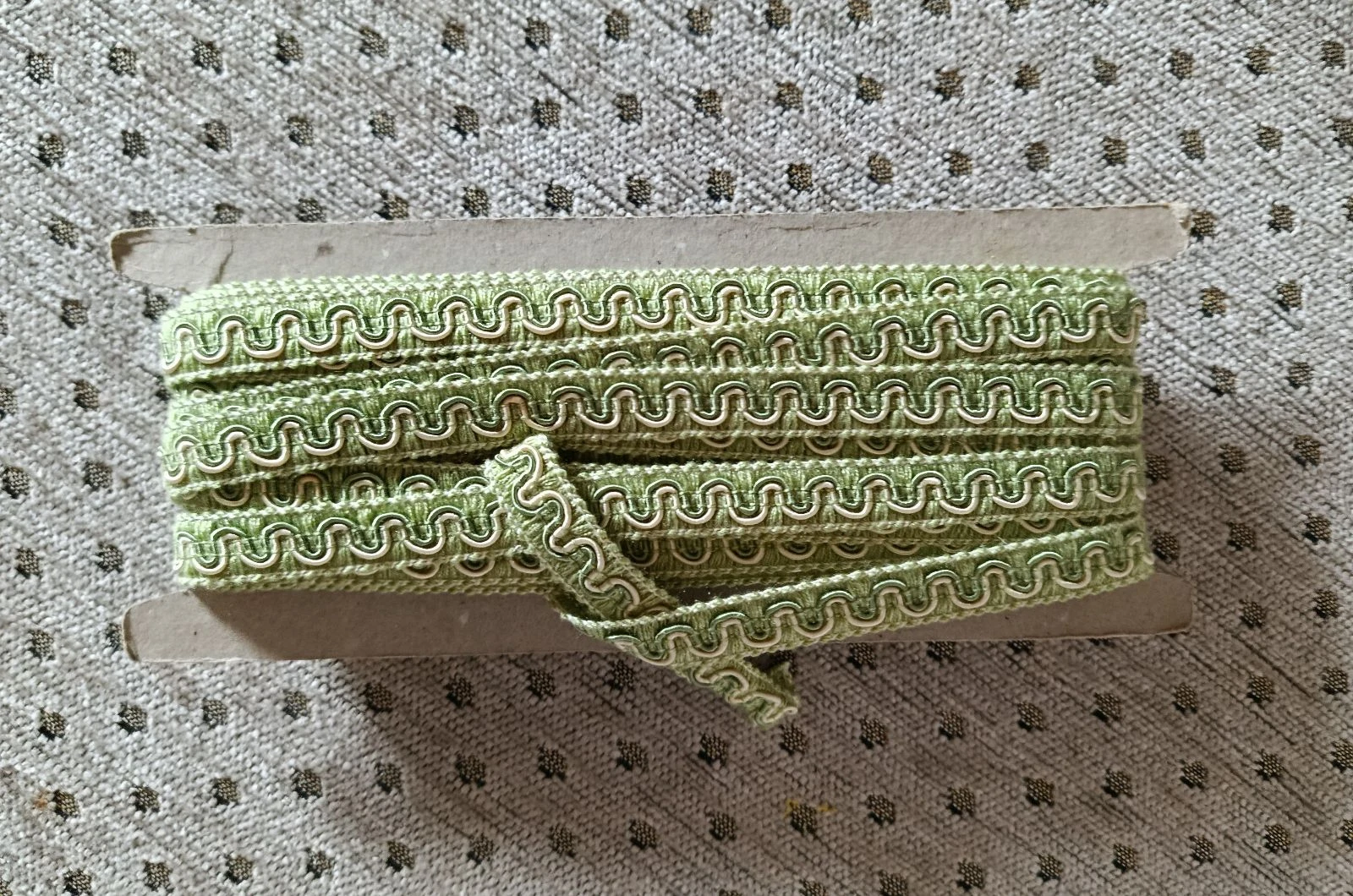 Green ribbon trim – photo 2